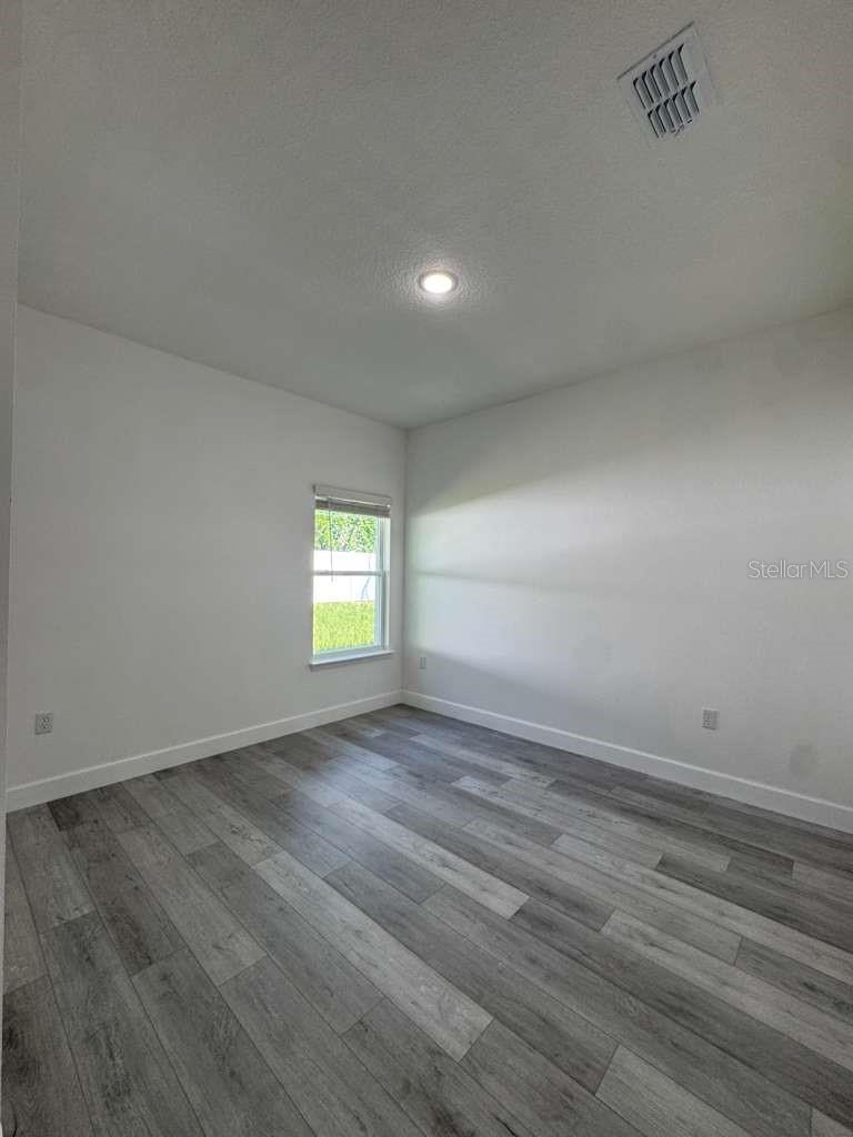 MARION OAKS UNIT 7 - Residential Lease
