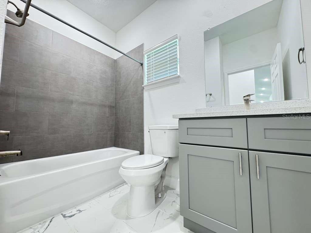 MARION OAKS UNIT 7 - Residential Lease