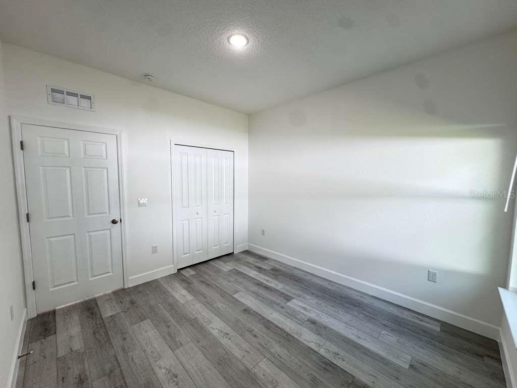 MARION OAKS UNIT 7 - Residential Lease