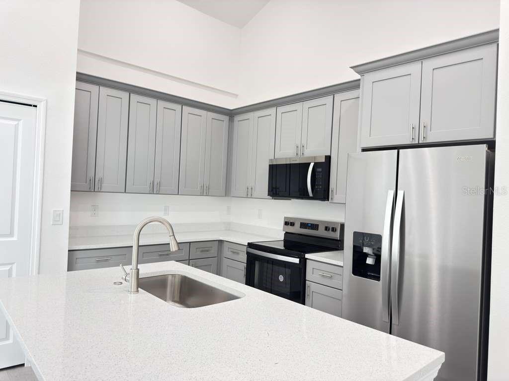 MARION OAKS UNIT 7 - Residential Lease
