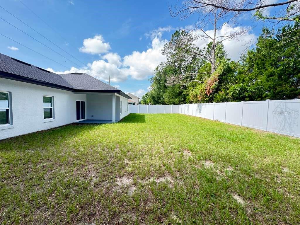 MARION OAKS UNIT 7 - Residential Lease