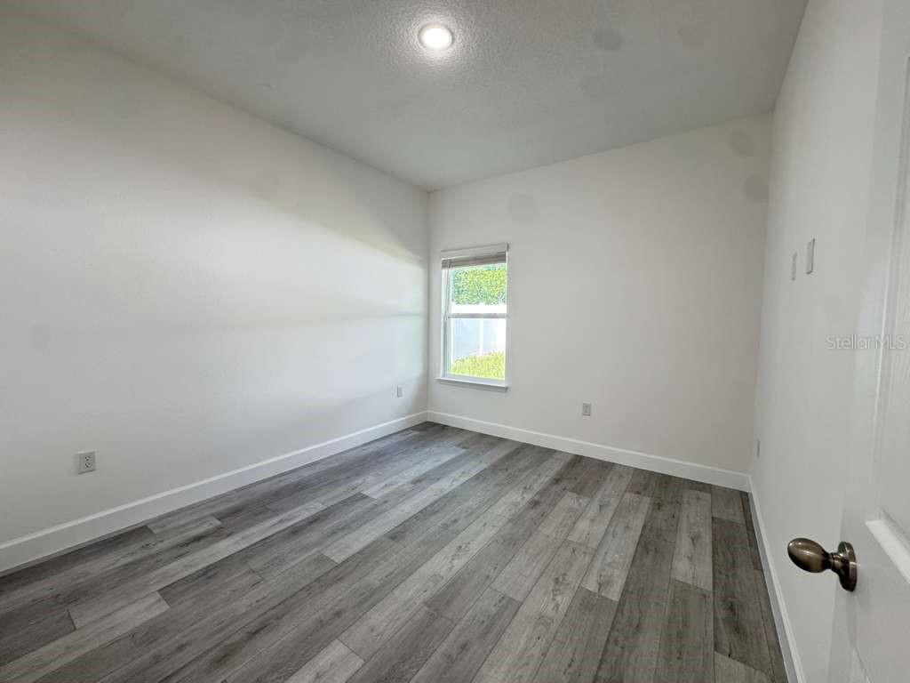 MARION OAKS UNIT 7 - Residential Lease