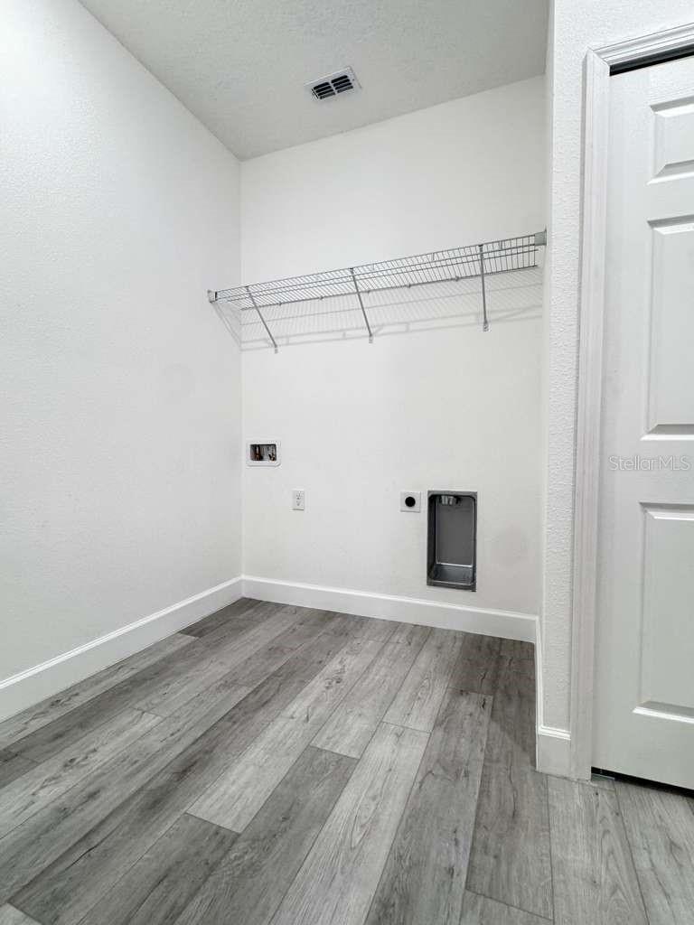 MARION OAKS UNIT 7 - Residential Lease
