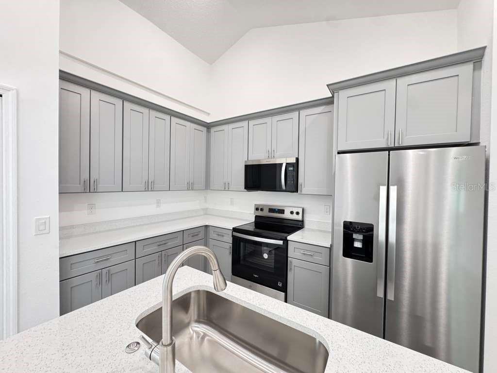 MARION OAKS UNIT 7 - Residential Lease