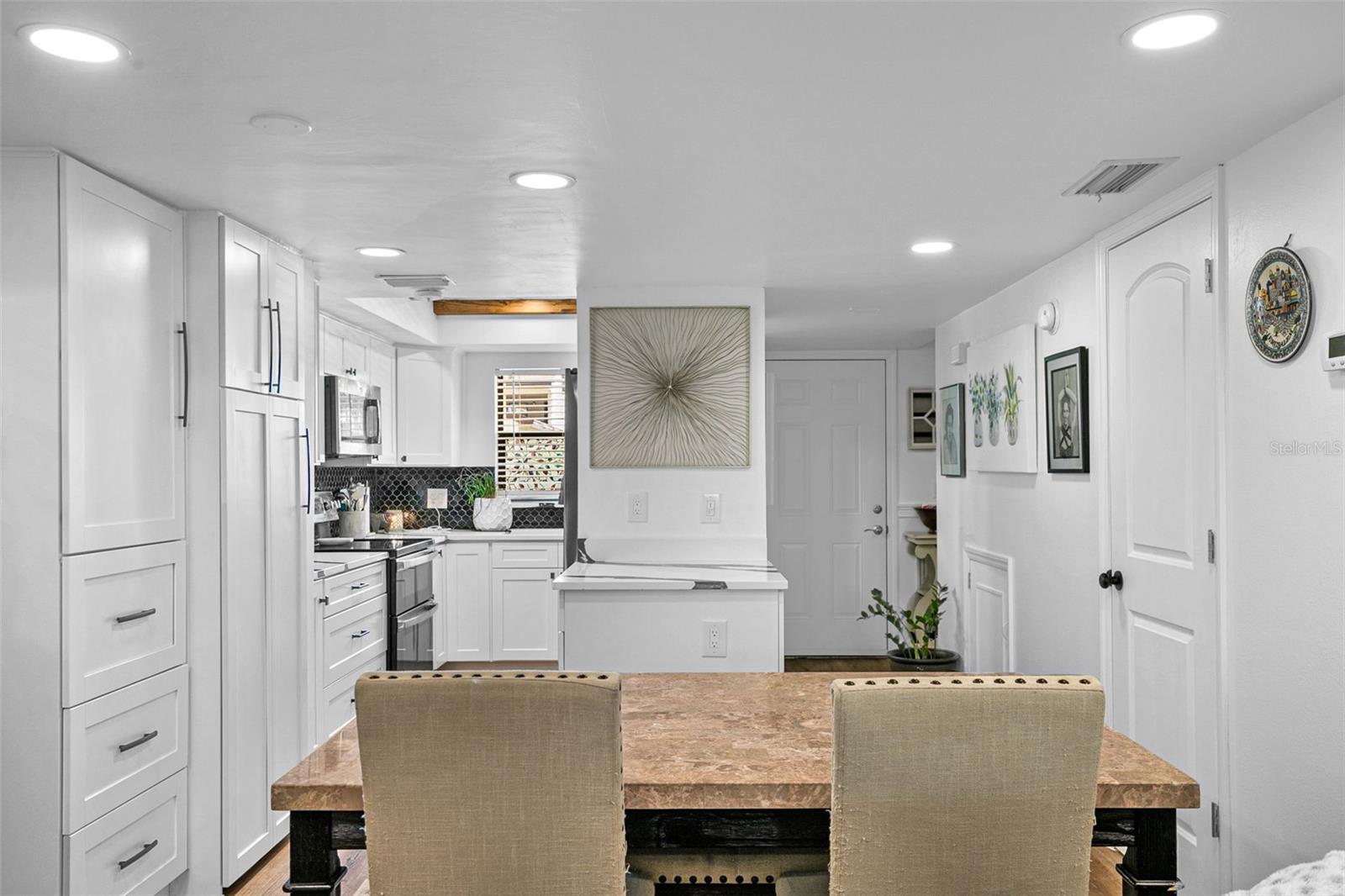 GULF GATE GARDENS - Residential