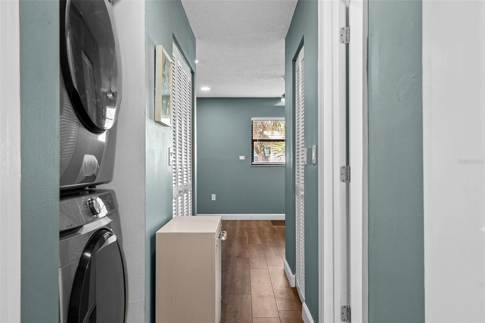 GULF GATE GARDENS - Residential