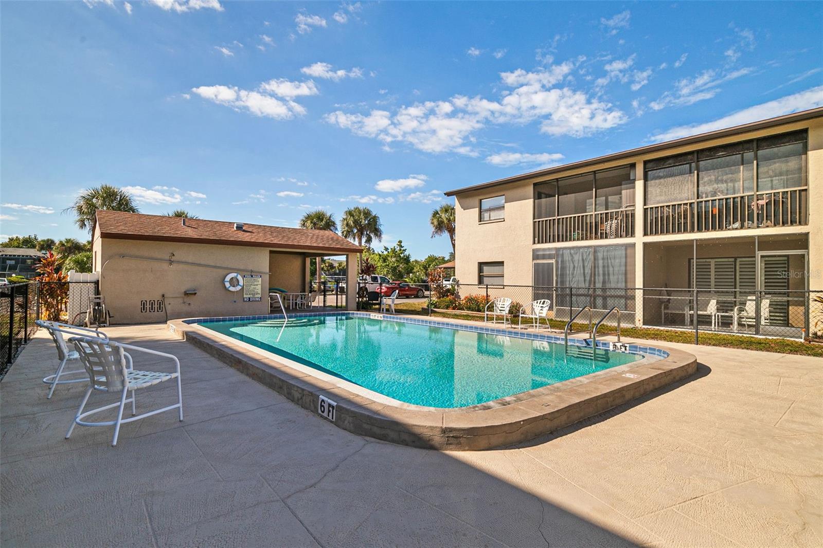 GULF GATE GARDENS - Residential