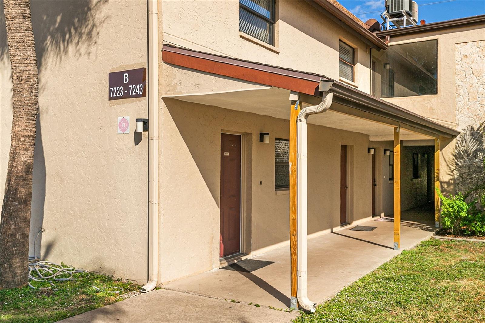This thoughtfully updated and coveted corner/end unit is ready for you to call it home! A rare 2 Bedroom 2-1/2 bath townhome that boasts newer updates which include granite countertops and soft close cabinetry throughout, a stylishly designed dining room ceiling, luxury vinyl plank flooring, and an enclosed rear porch so you can enjoy the outdoors in comfort 365 days a year. Conveniently close parking and a community pool are just steps away from your door! With an abundance of shopping and restuarants in the area as well as plans for more in the old Sarasota mall location, there will be no shortage of activities.  Located approximately 6 miles away from the white sands of Siesta Key beach, know that you picked a great location with all of SW Florida's prized amenities at an excellent price point! Book your showing today!