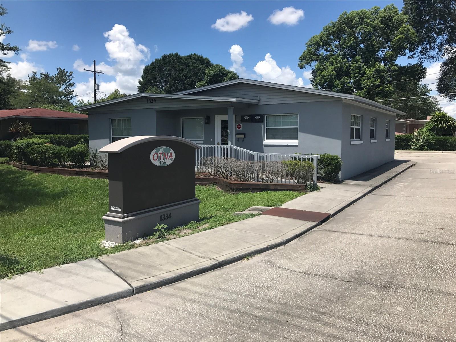 MONTEREY SUB - Commercial Lease