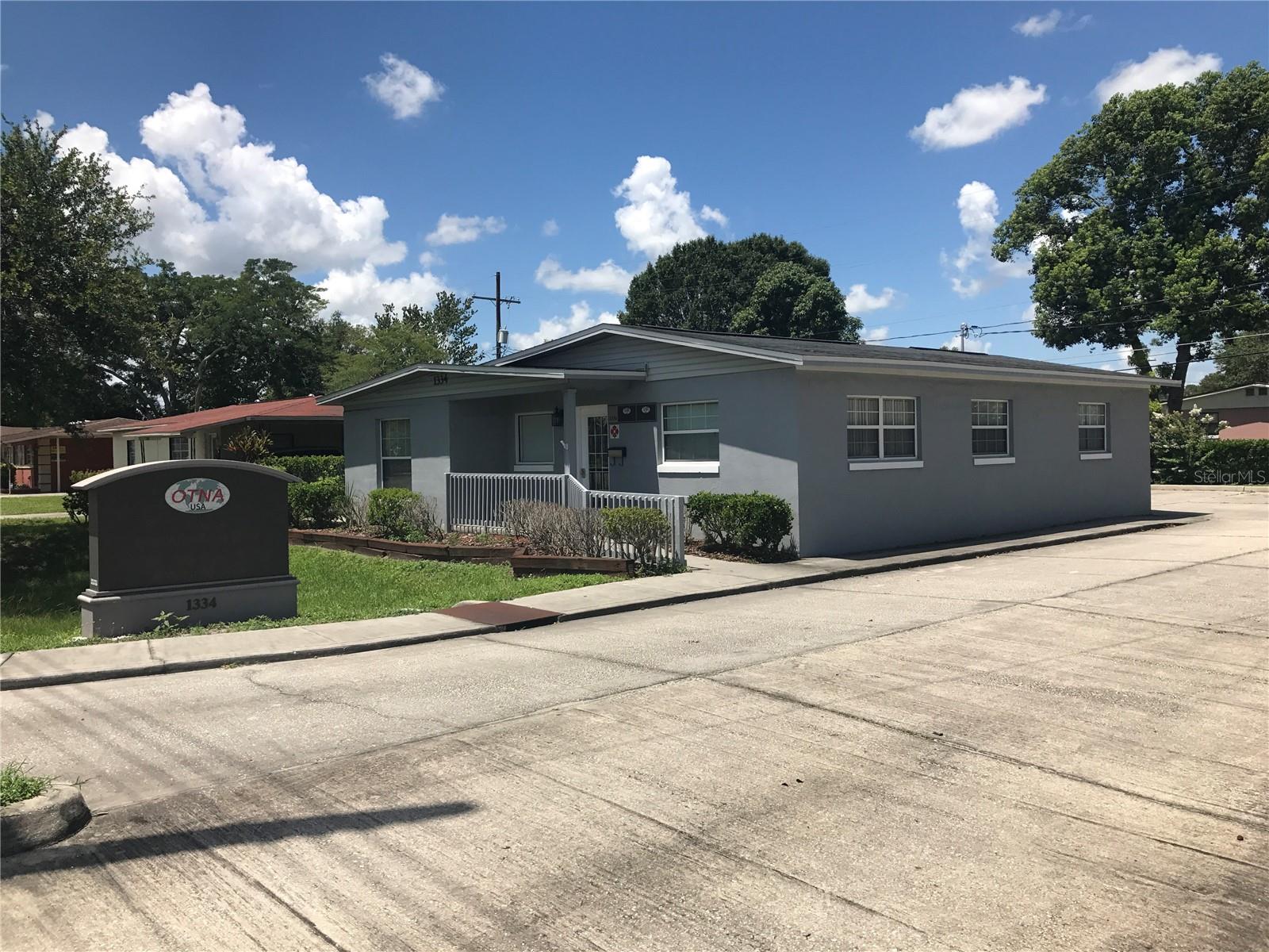 MONTEREY SUB - Commercial Lease