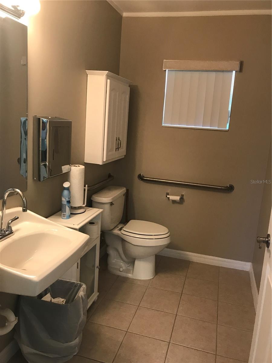 MONTEREY SUB - Commercial Lease