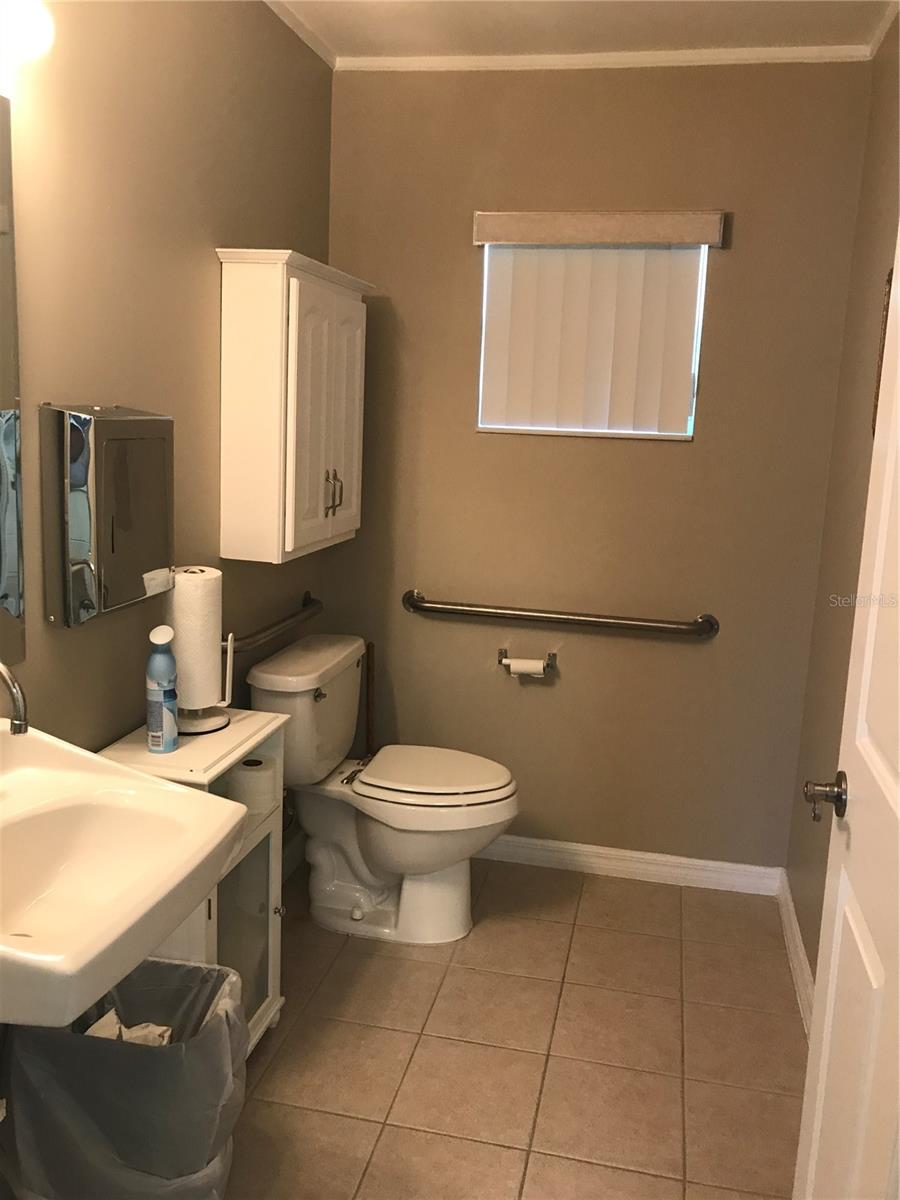 MONTEREY SUB - Commercial Lease