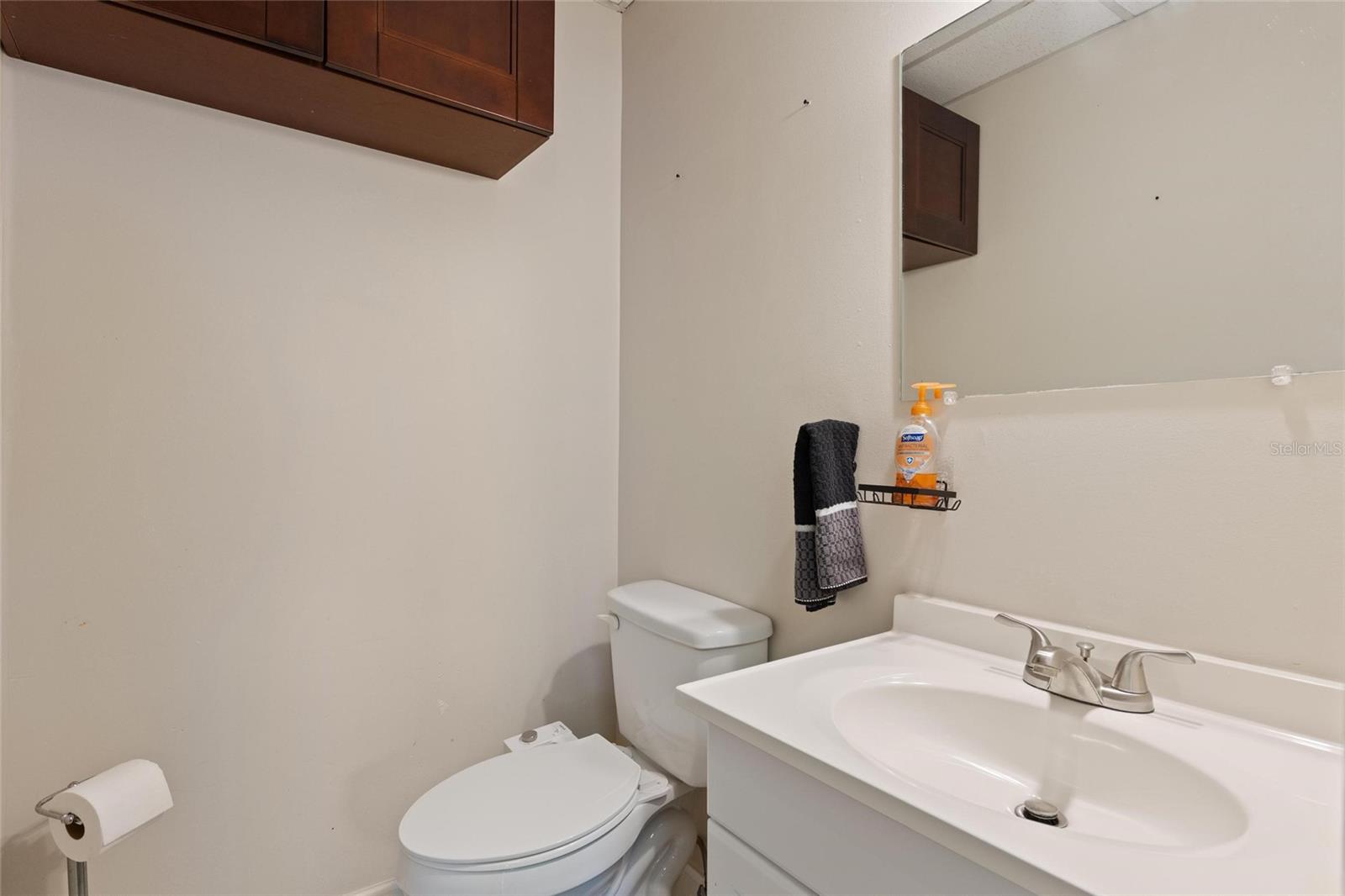 EDGEWOOD - Commercial Lease