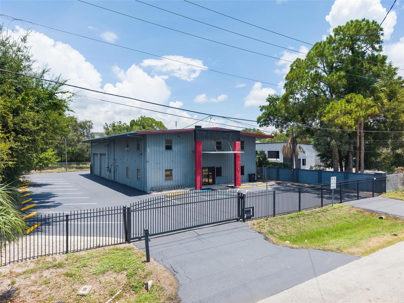 EDGEWOOD - Commercial Lease