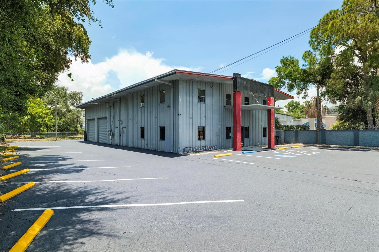 EDGEWOOD - Commercial Lease