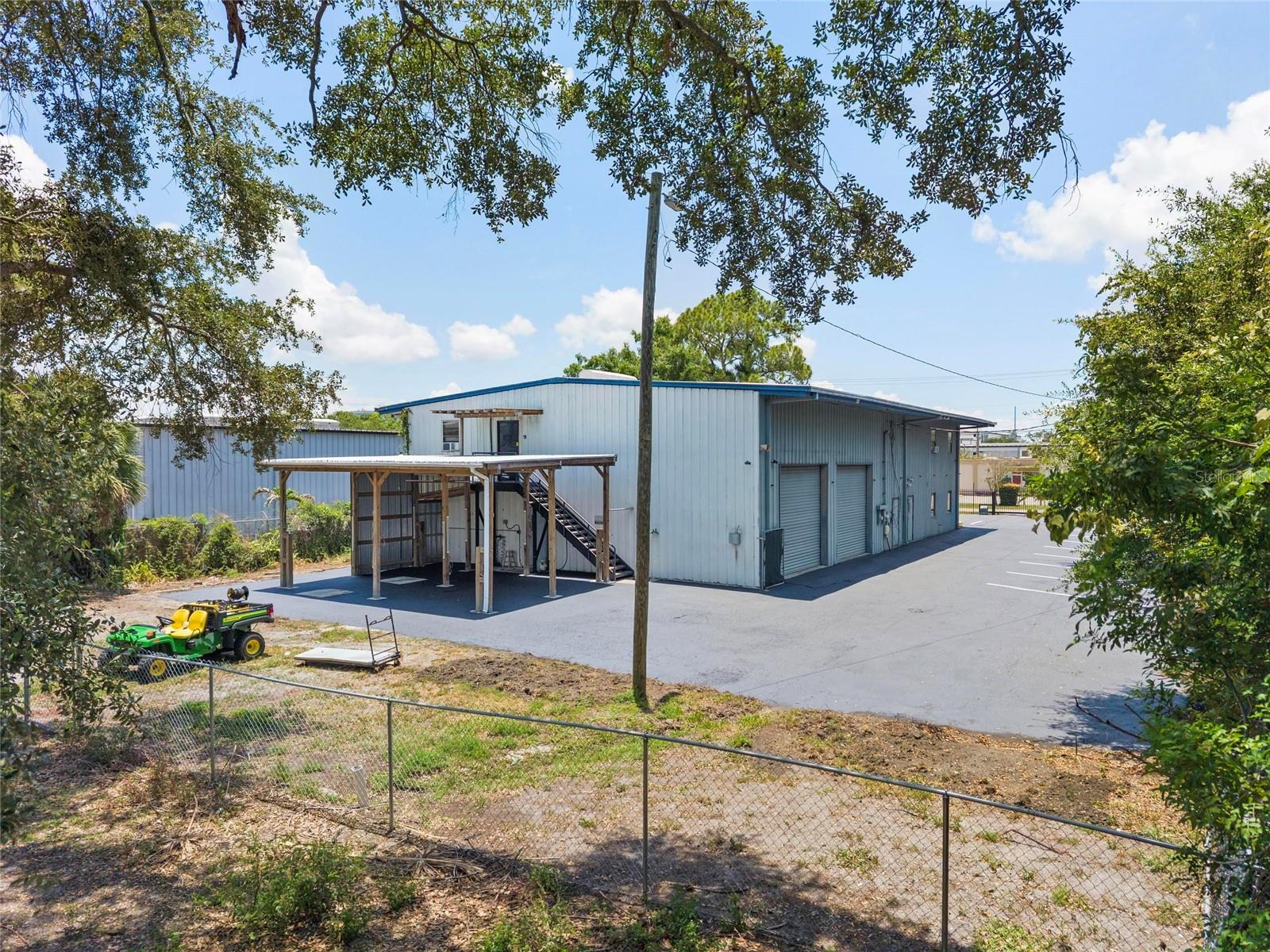 EDGEWOOD - Commercial Lease