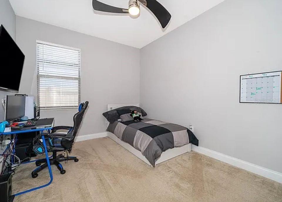 SUNSET GRVS PH 2 - Residential Lease