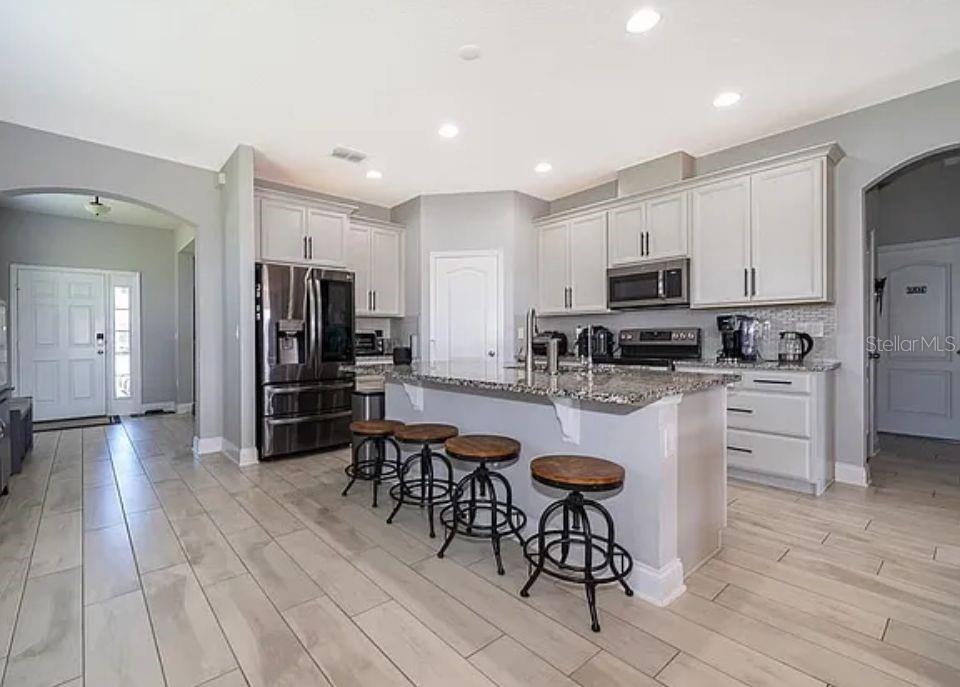 SUNSET GRVS PH 2 - Residential Lease