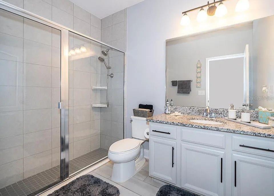 SUNSET GRVS PH 2 - Residential Lease