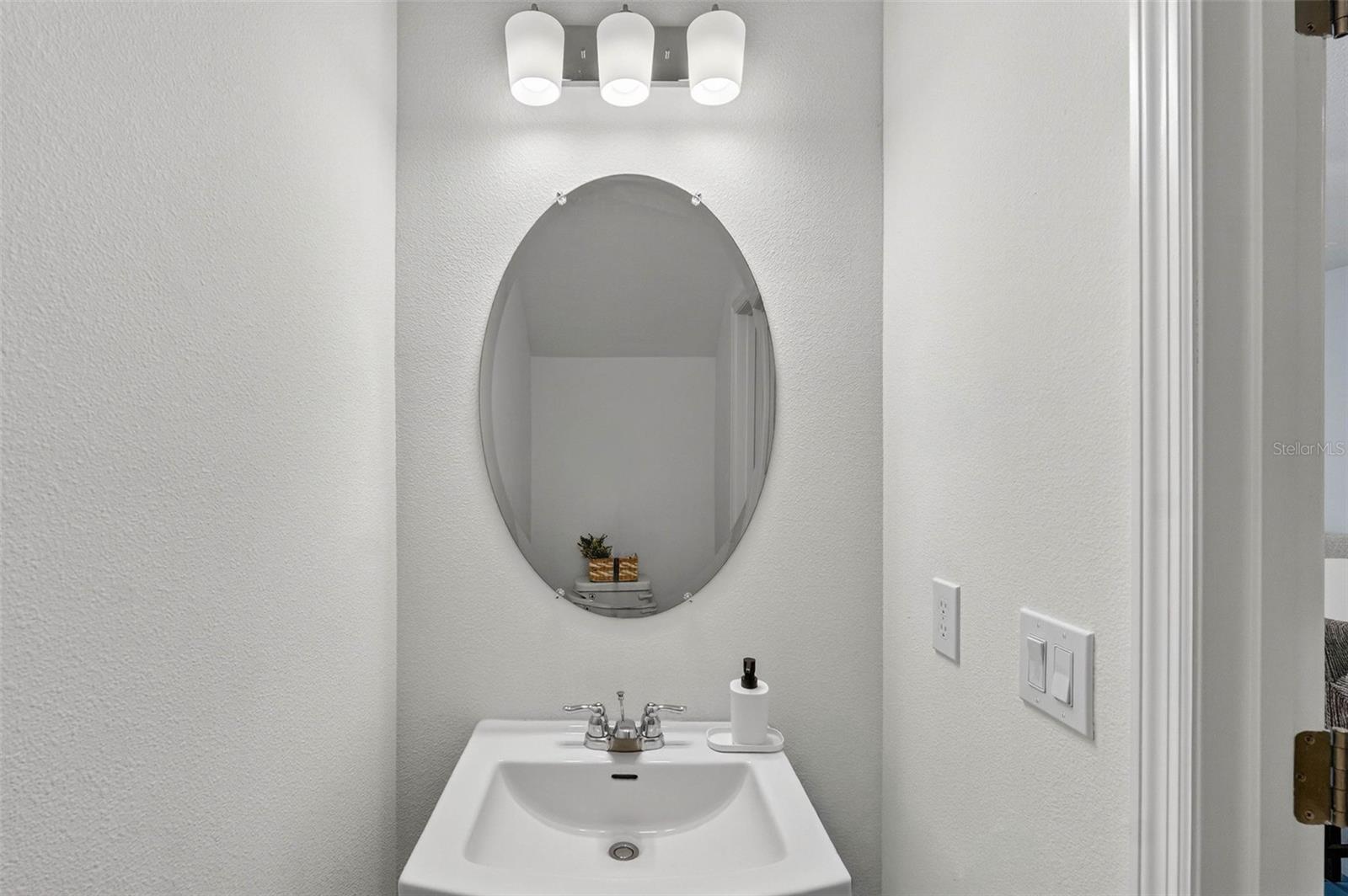 BELLALAGO POD G TOWNHOMES - Residential
