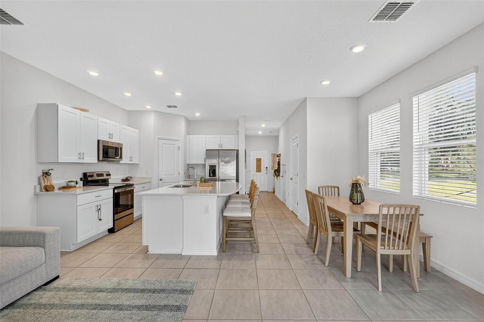 BELLALAGO POD G TOWNHOMES - Residential