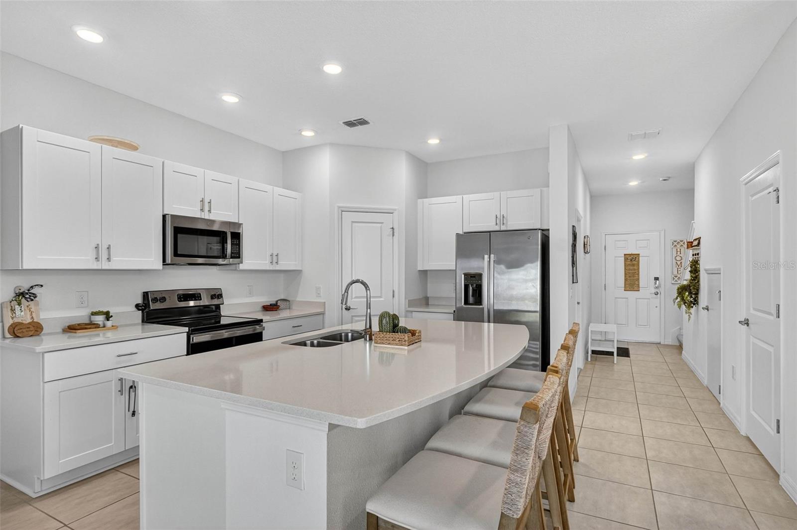 BELLALAGO POD G TOWNHOMES - Residential