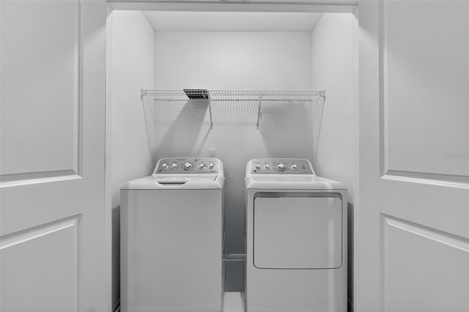 BELLALAGO POD G TOWNHOMES - Residential