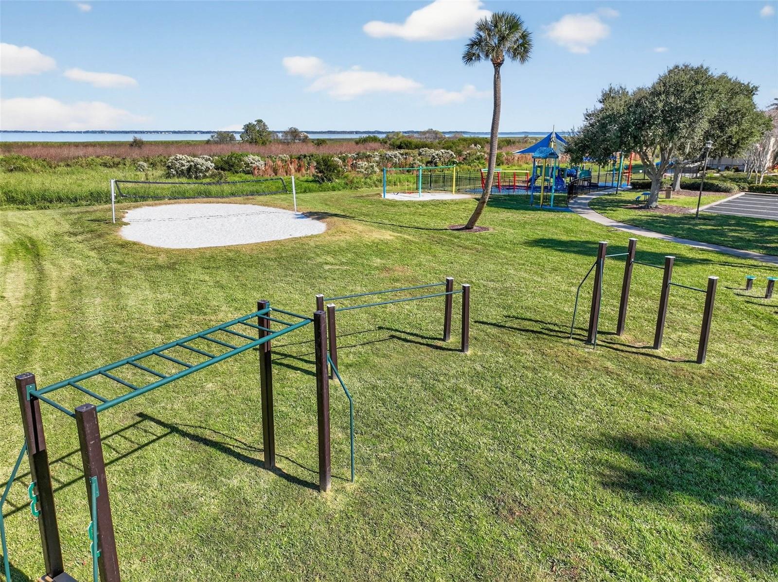 BELLALAGO POD G TOWNHOMES - Residential