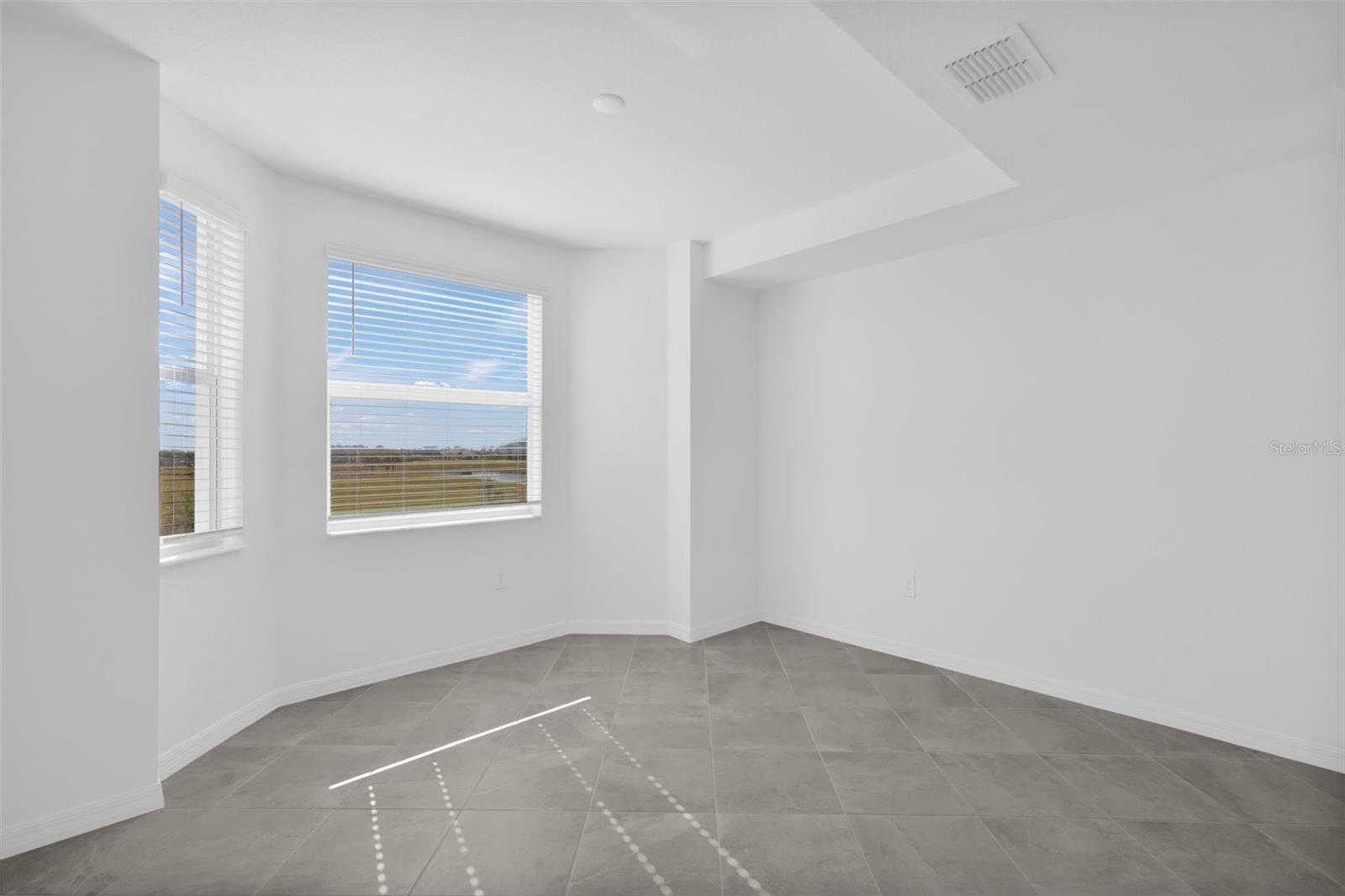WELLEN PARK GOLF & COUNTRY CLUB - Residential