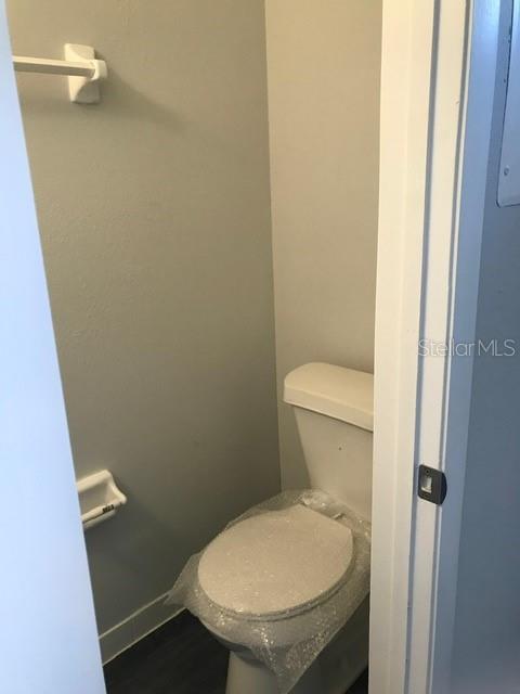 WINDSOR WALK - Residential Lease