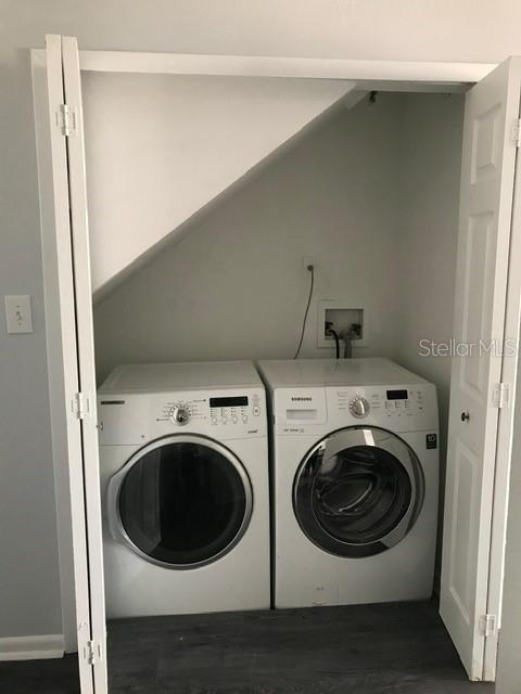 WINDSOR WALK - Residential Lease