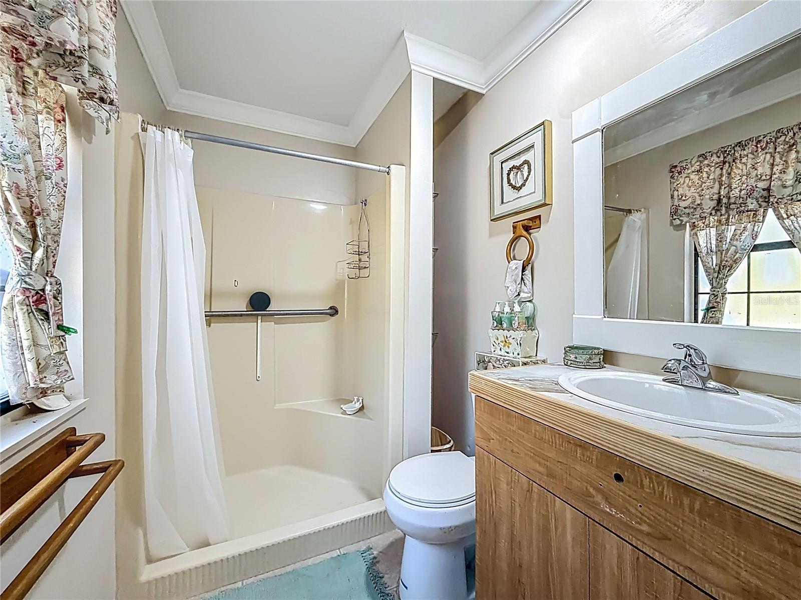 HOWARD RANCH ESTATE - Residential