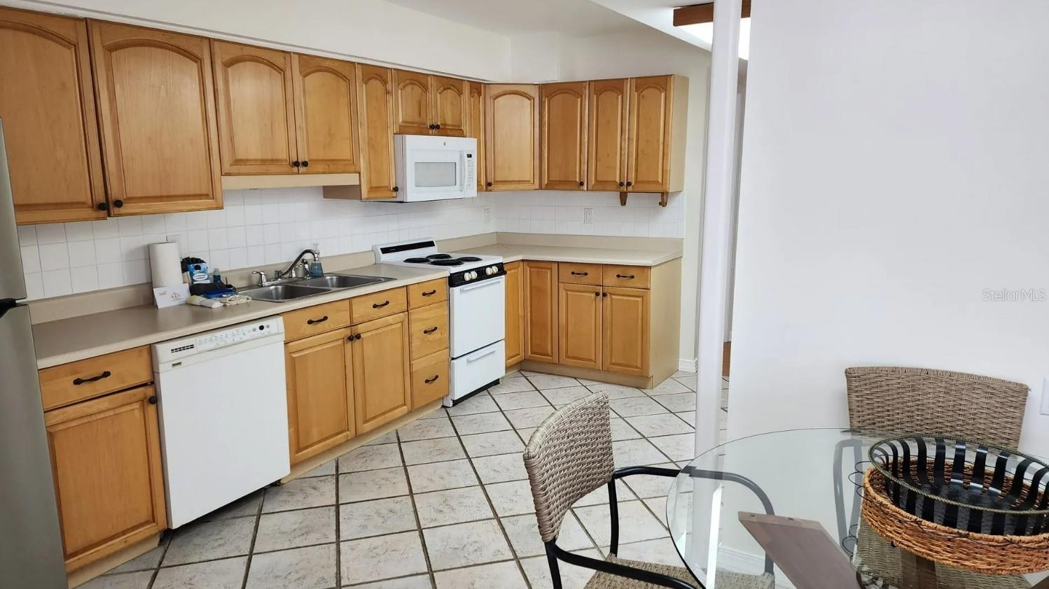 MANDALAY UNIT 5 REP - Commercial Sale
