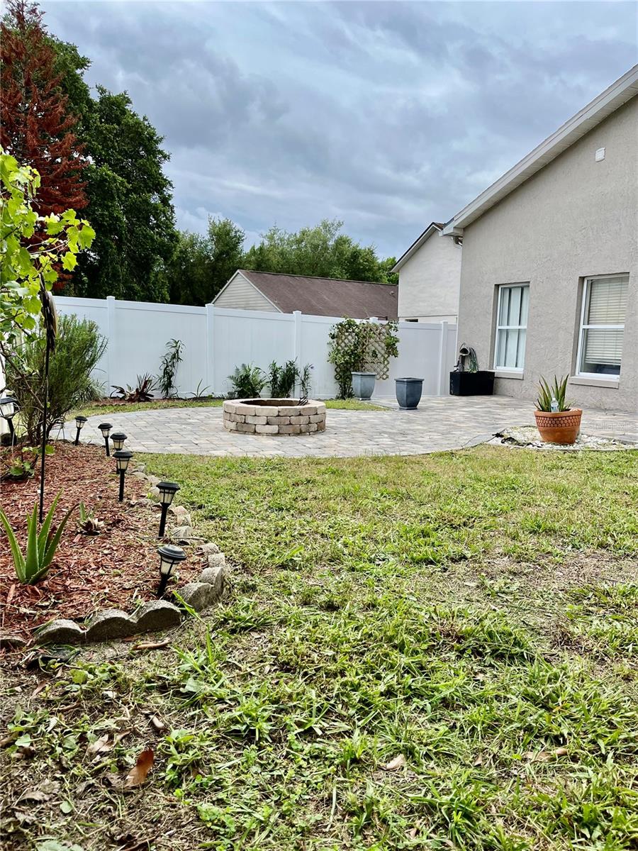 RIVERSIDE AT TWIN RIVERS UN 3A - Residential Lease