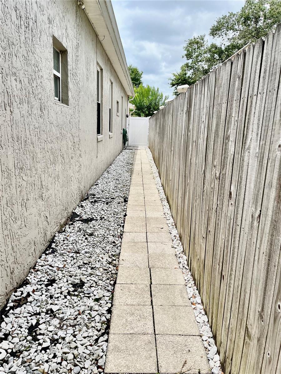 RIVERSIDE AT TWIN RIVERS UN 3A - Residential Lease