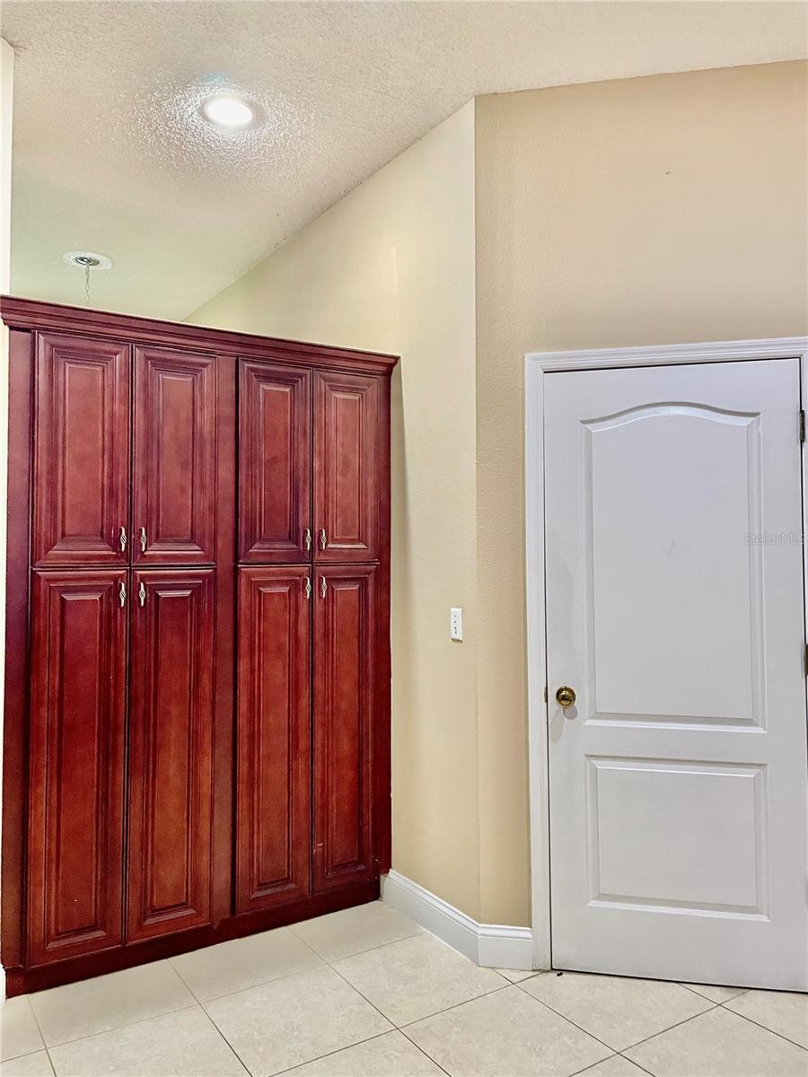 RIVERSIDE AT TWIN RIVERS UN 3A - Residential Lease