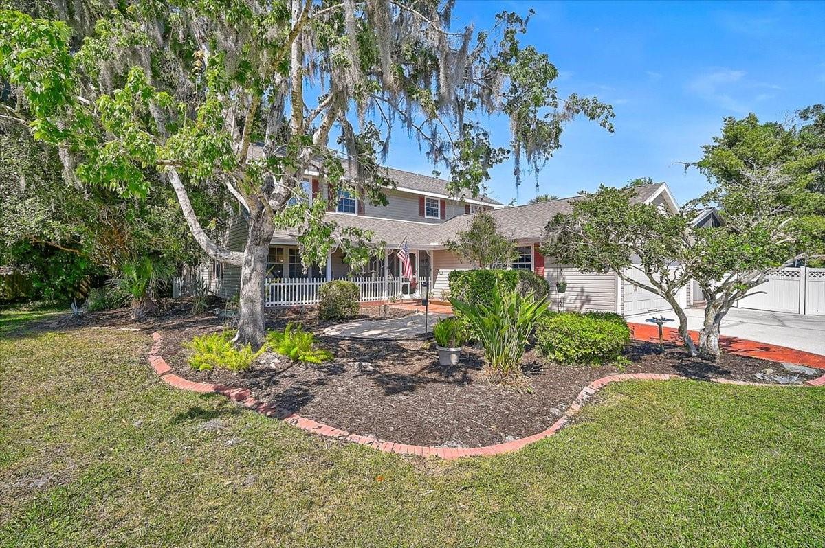 TOBERO WOODS - Residential