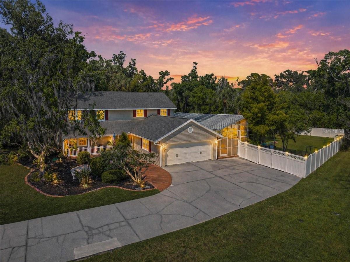 TOBERO WOODS - Residential