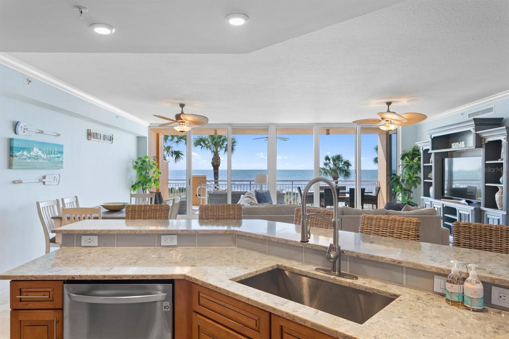 SERENO CONDO - Residential