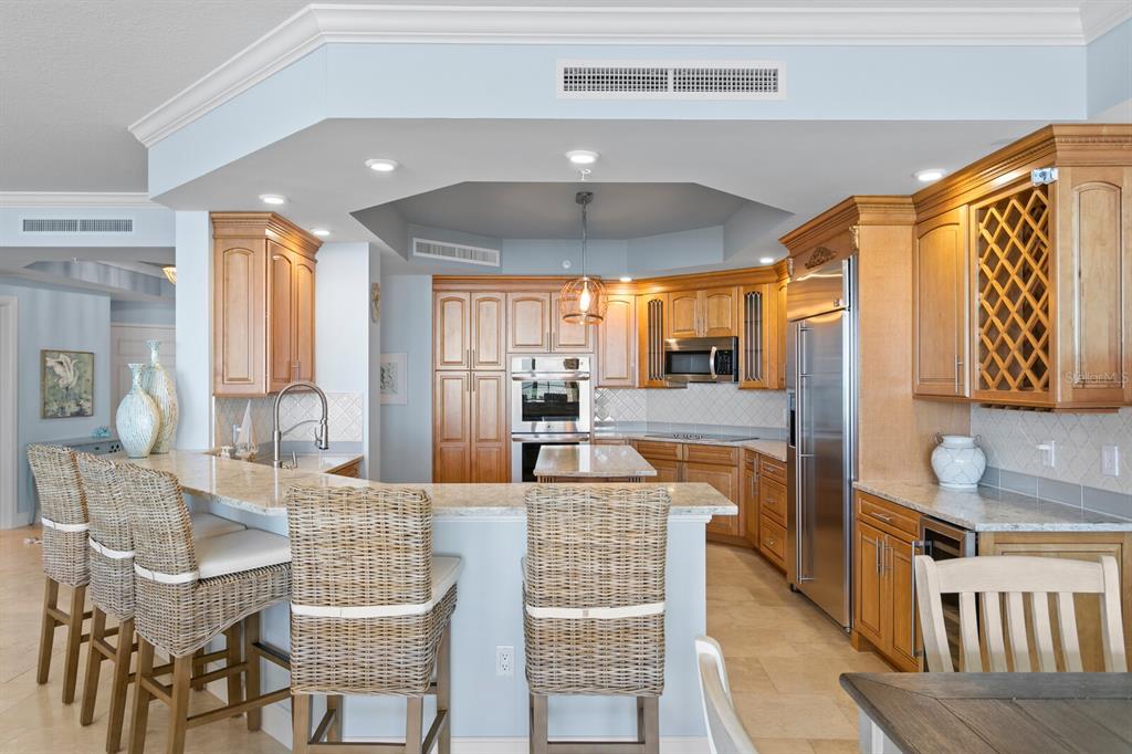 SERENO CONDO - Residential