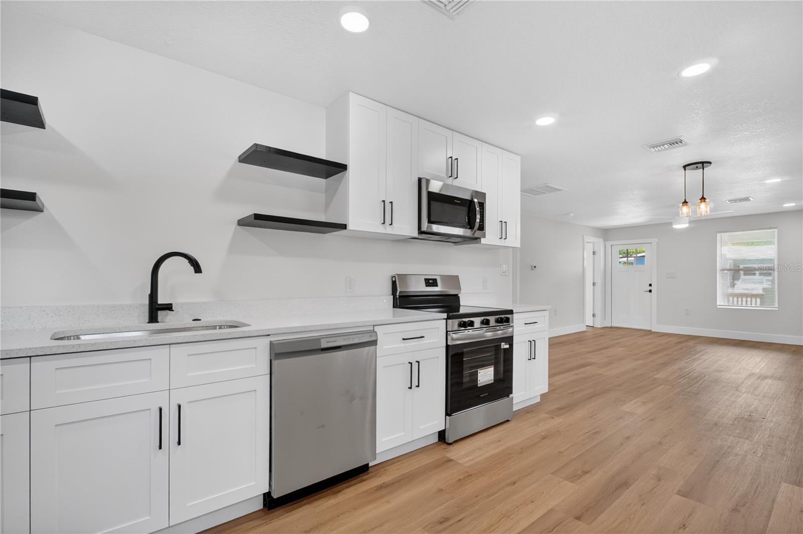 OAK GROVE SUB - Residential