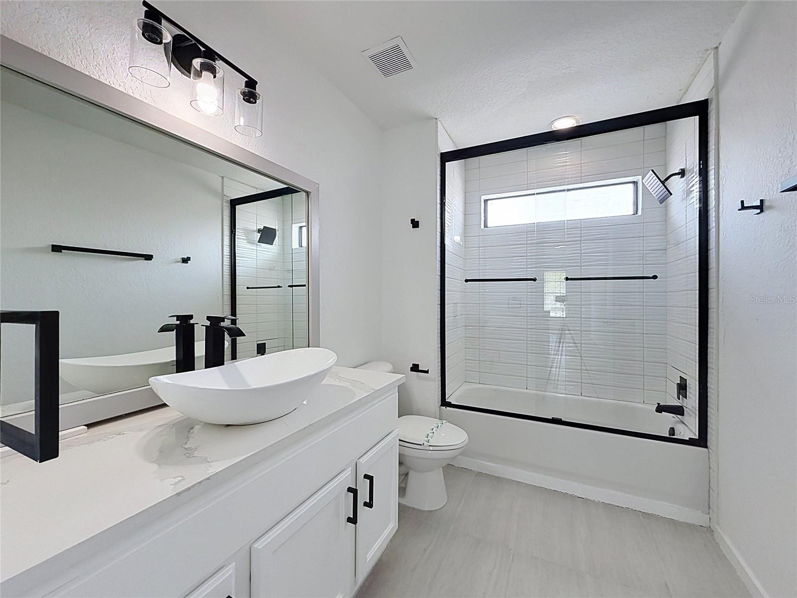 HIGH GROVE UNIT 01 LT 01 PB 50 PG 19-20 - Residential Lease