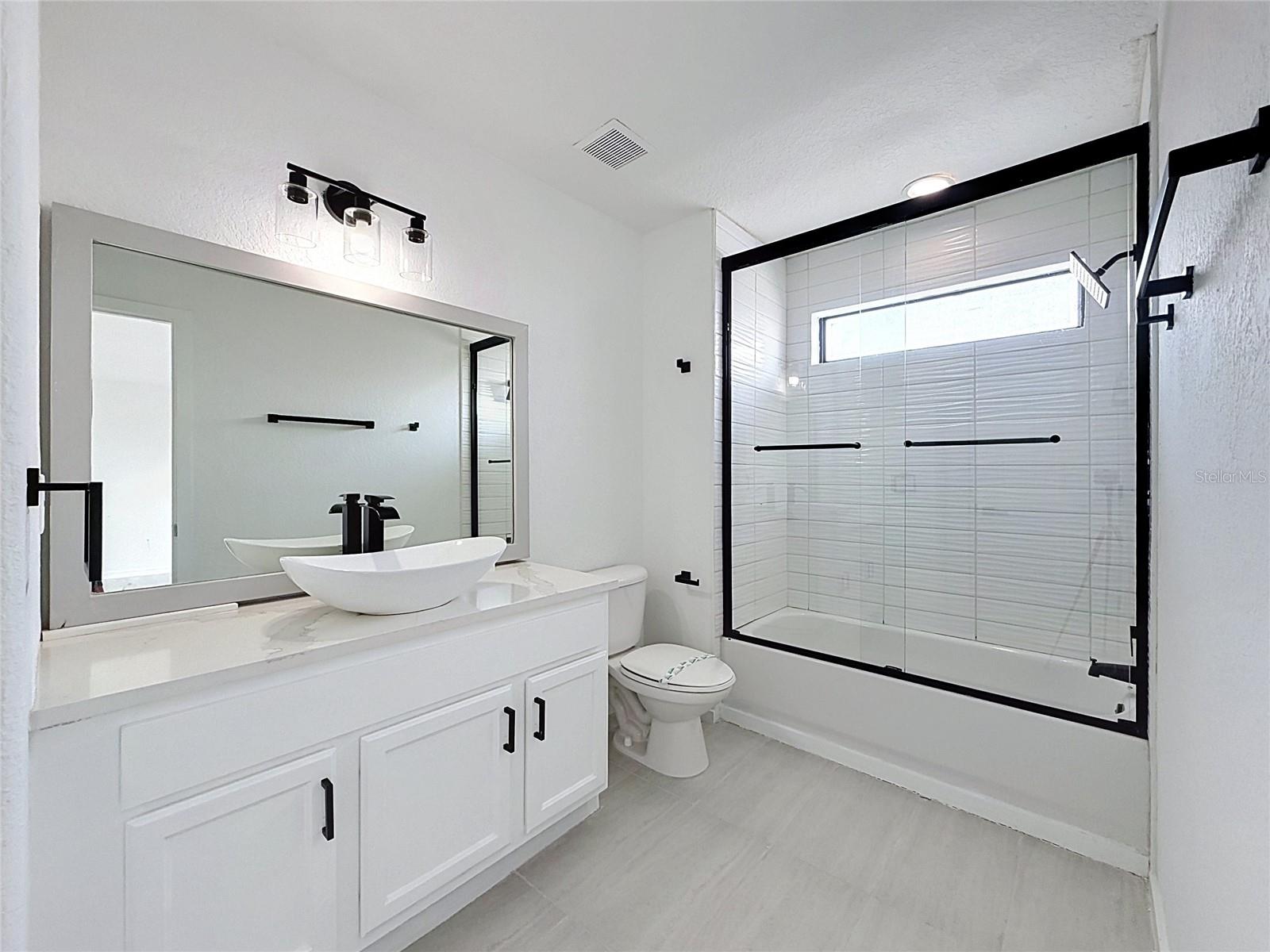 HIGH GROVE UNIT 01 LT 01 PB 50 PG 19-20 - Residential Lease