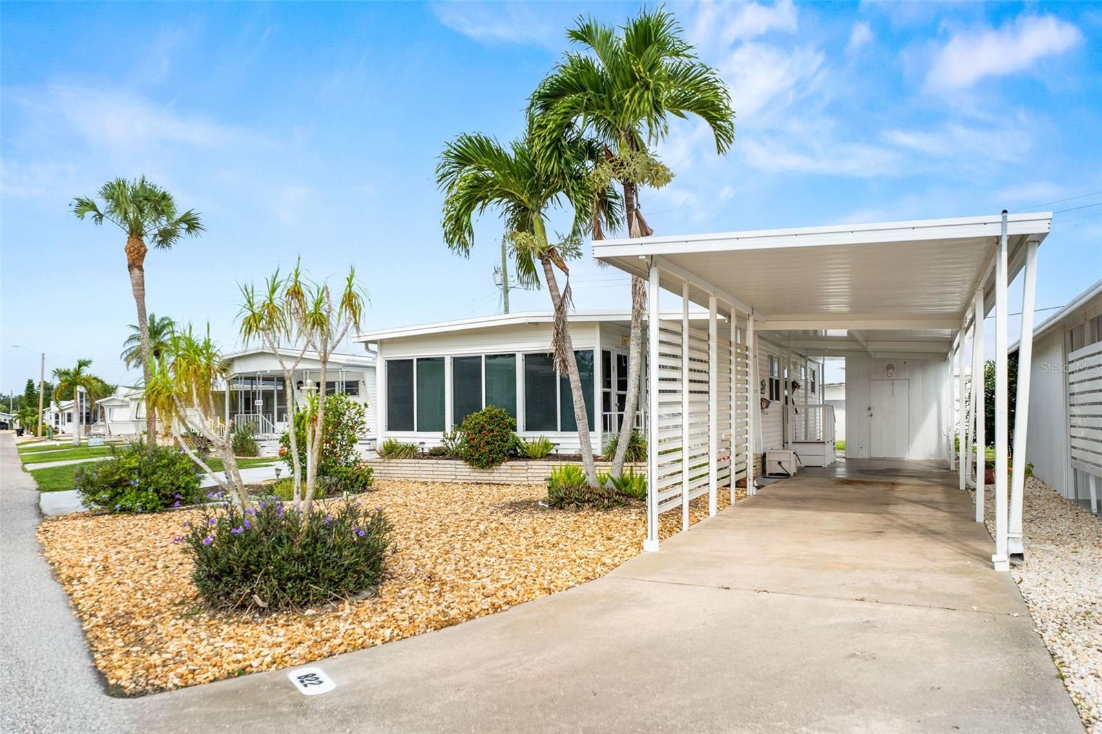 COUNTRY CLUB ESTATES - Residential
