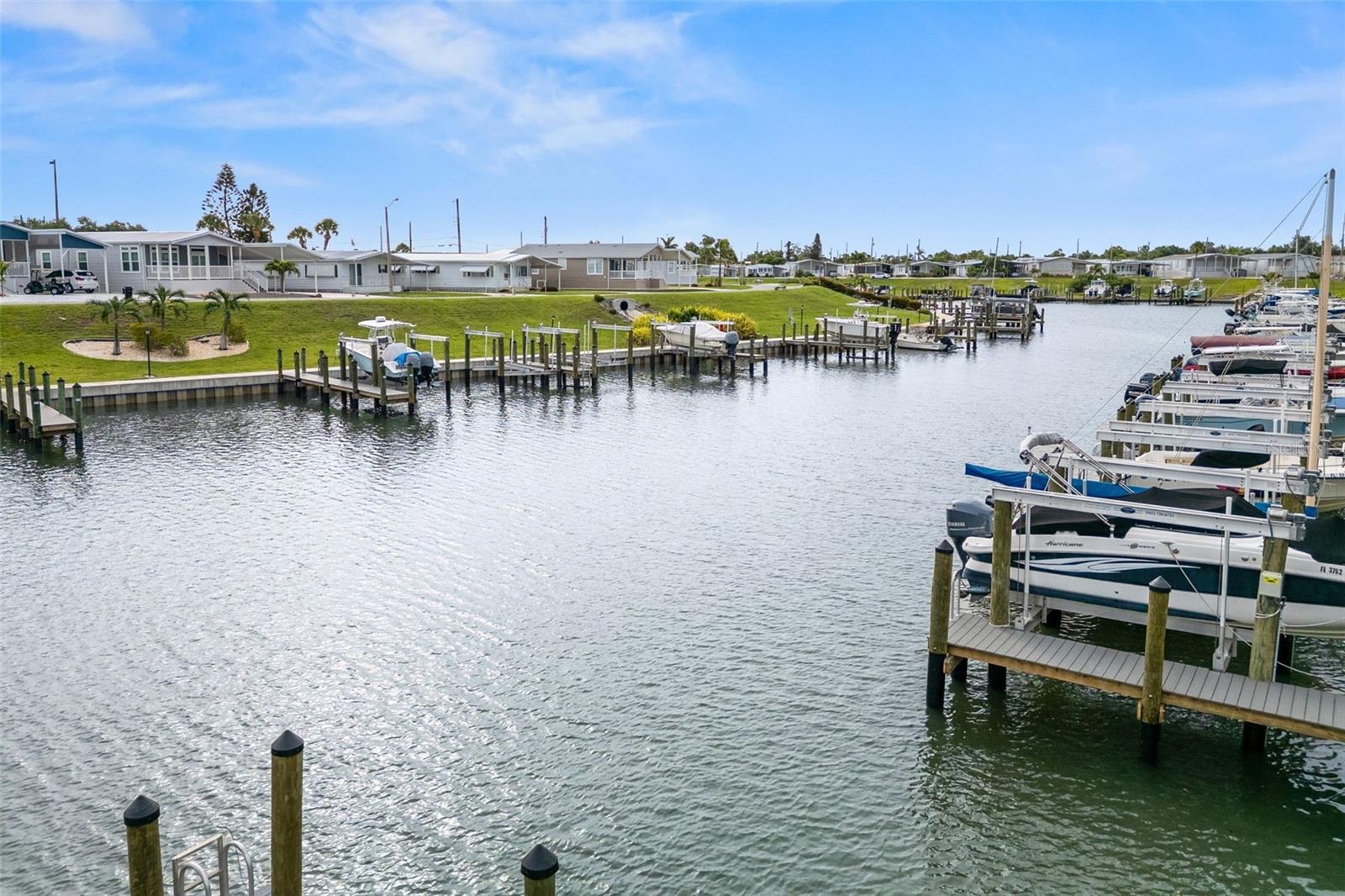 COUNTRY CLUB ESTATES - Residential
