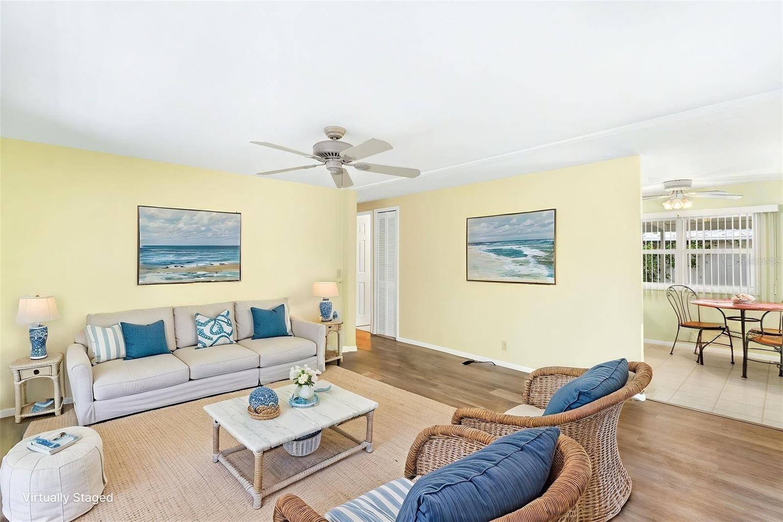COUNTRY CLUB ESTATES - Residential