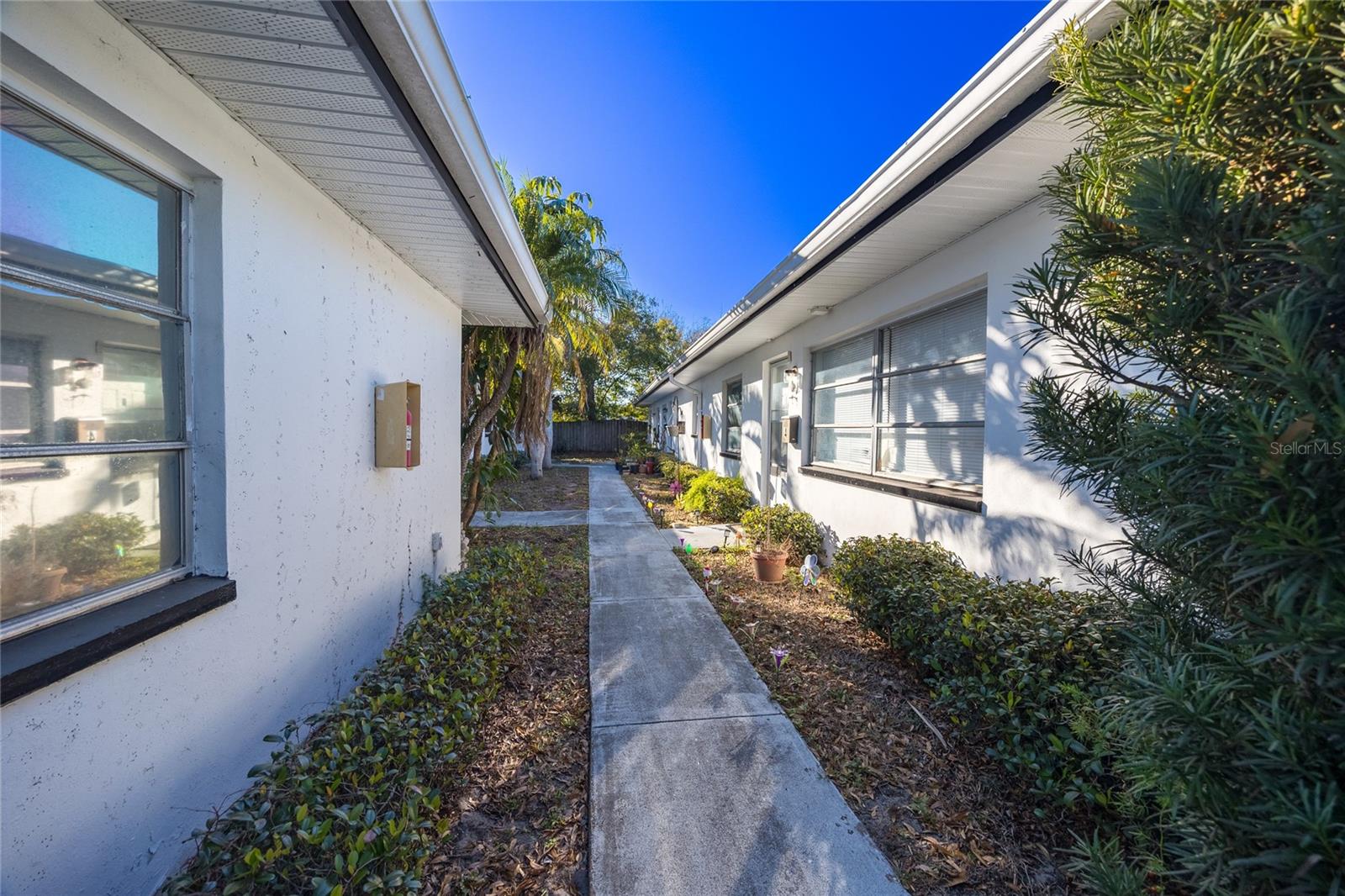 SKYCREST - Residential Income