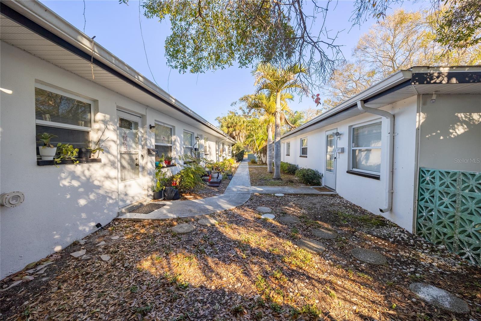 SKYCREST - Residential Income