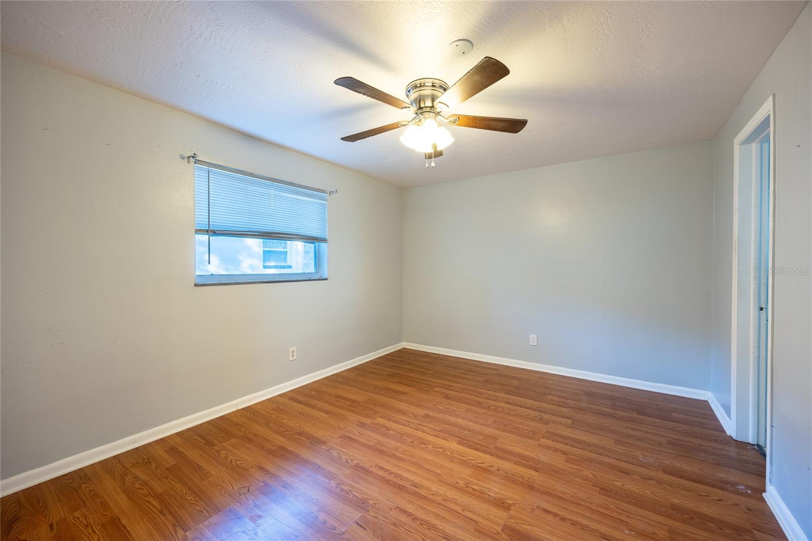 SKYCREST - Residential Income