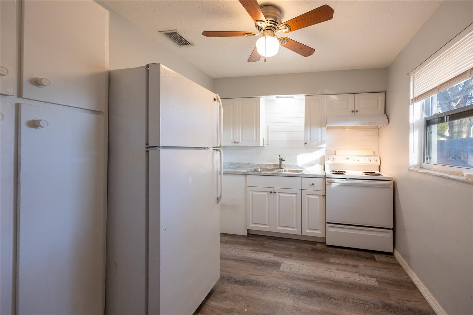SKYCREST - Residential Income